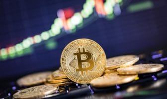 Analyste: Vendre Bitcoin maintenant est « fou » car une société US inconnue semble avoir investi Bitcoin Futures Bakkt