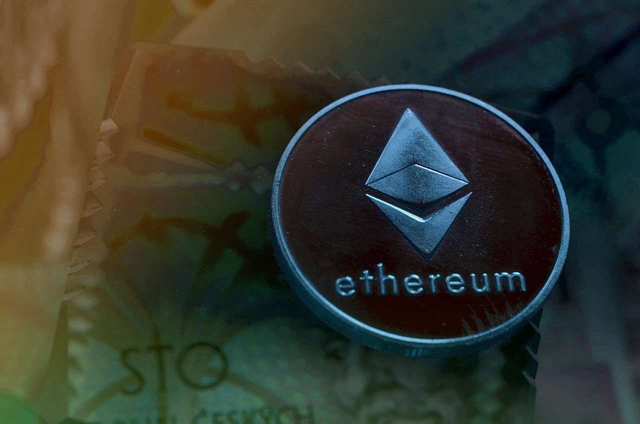 Ethereum (ETH) Twitter Hack: Vitalik Buterin’s X Account Loses $700,000 in Phishing Scam