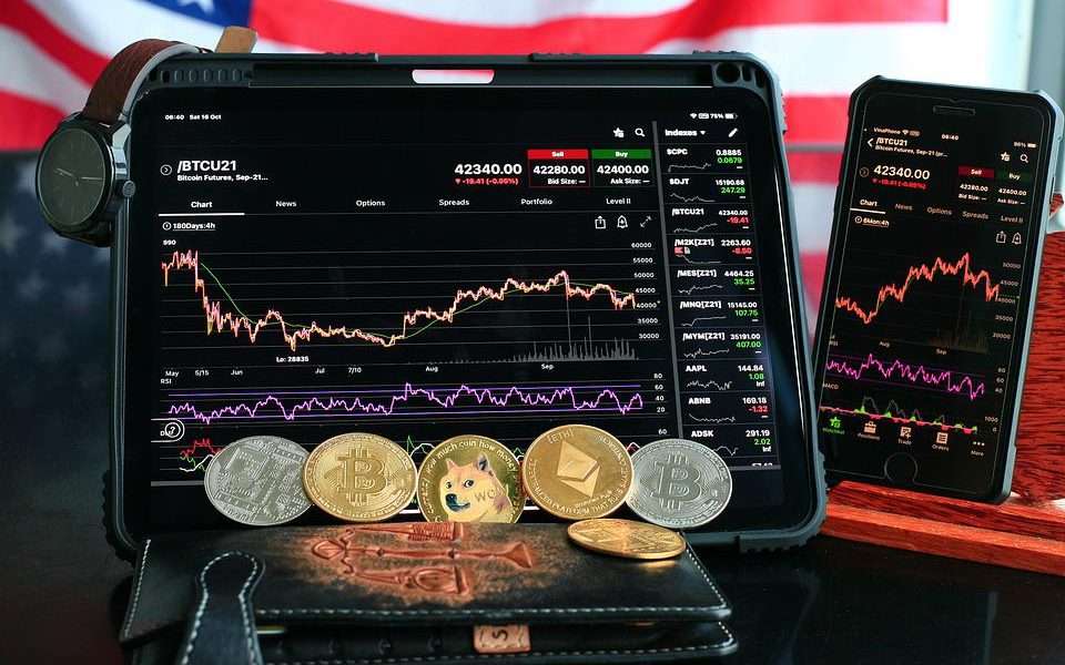 8 Best Crypto To Buy Now According to Reddit