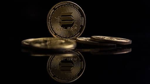 Despite the competition from Solana (SOL) and Avalanche (AVAX), DigiToads (TOADS) presale continues to gain momentum in the crypto market